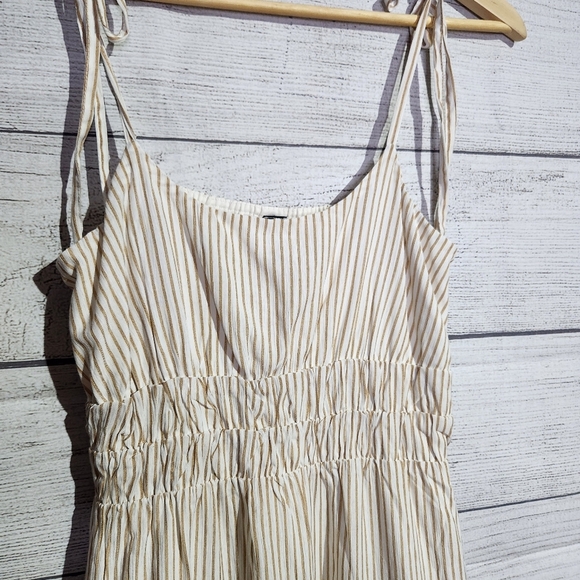 MINKPINK Cream Striped Dress, NWT Size S - Picture 4 of 10